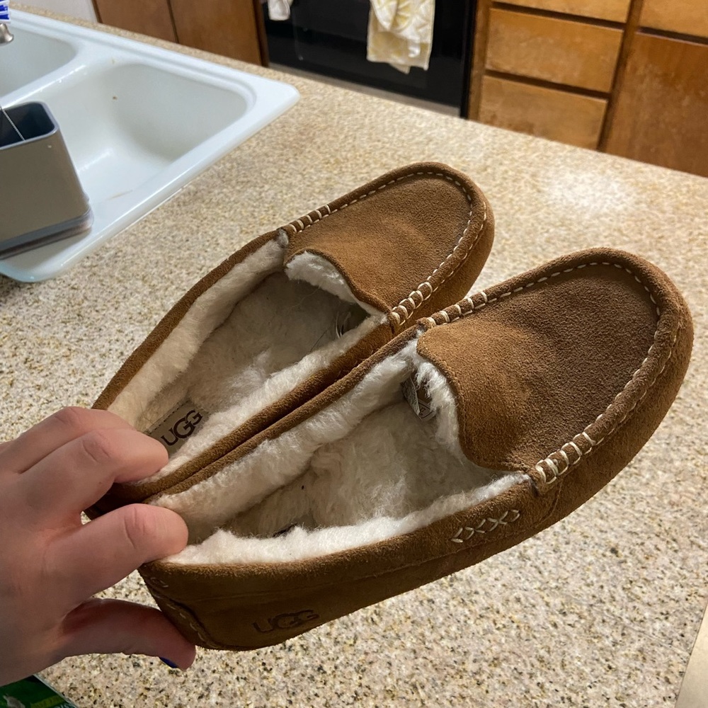 Chestnut UGG moccasin slippers size 9